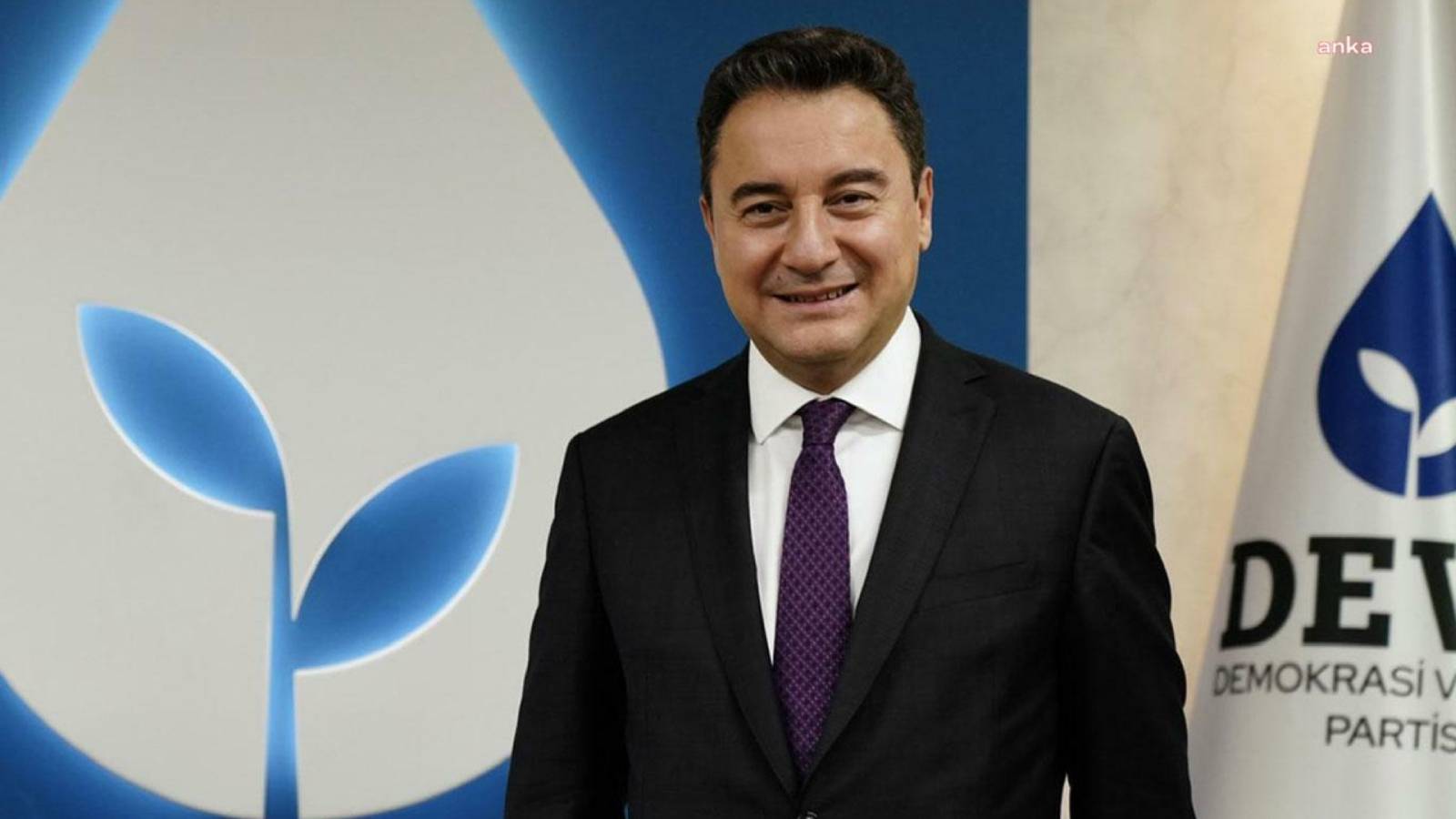 Ali Babacan: İktidar medyasına baktığımda üzülüyorum, Türkiye Cumhuriyeti bu kadar ezik bir ülke değil ya!