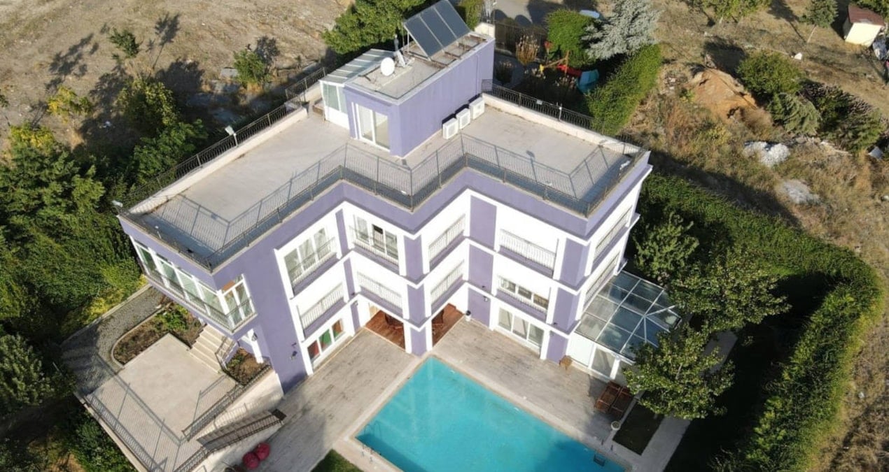 İddiaları okumaya yürek dayanmıyor… Bir kişinin ölümü ile ortaya çıkan dehşet evinde neler yaşanmış neler