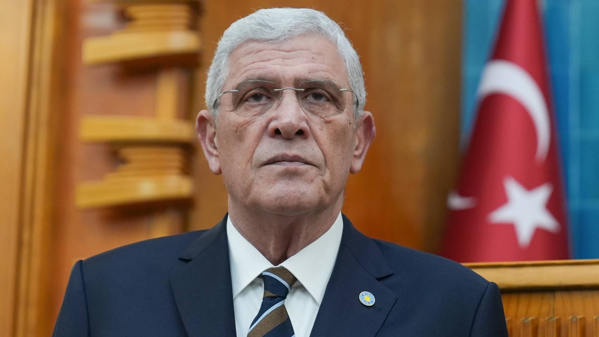 Müsavat Dervişoğlu: İktidarın CHP’ye yürüttüğü süreç toplumsal tansiyonu yükseltti, demokrasiye olan tecavüzü şiddetle kınıyorum