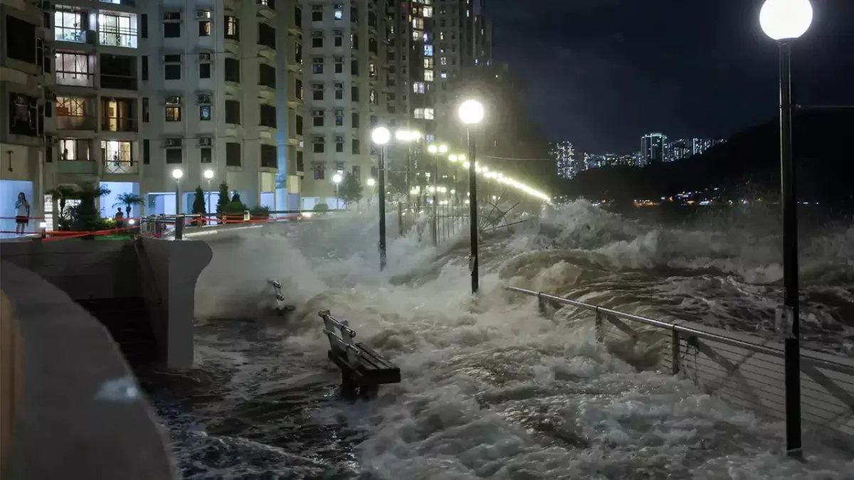 Tayvan’da Süper Tayfun Ragasa can kaybına neden oldu
