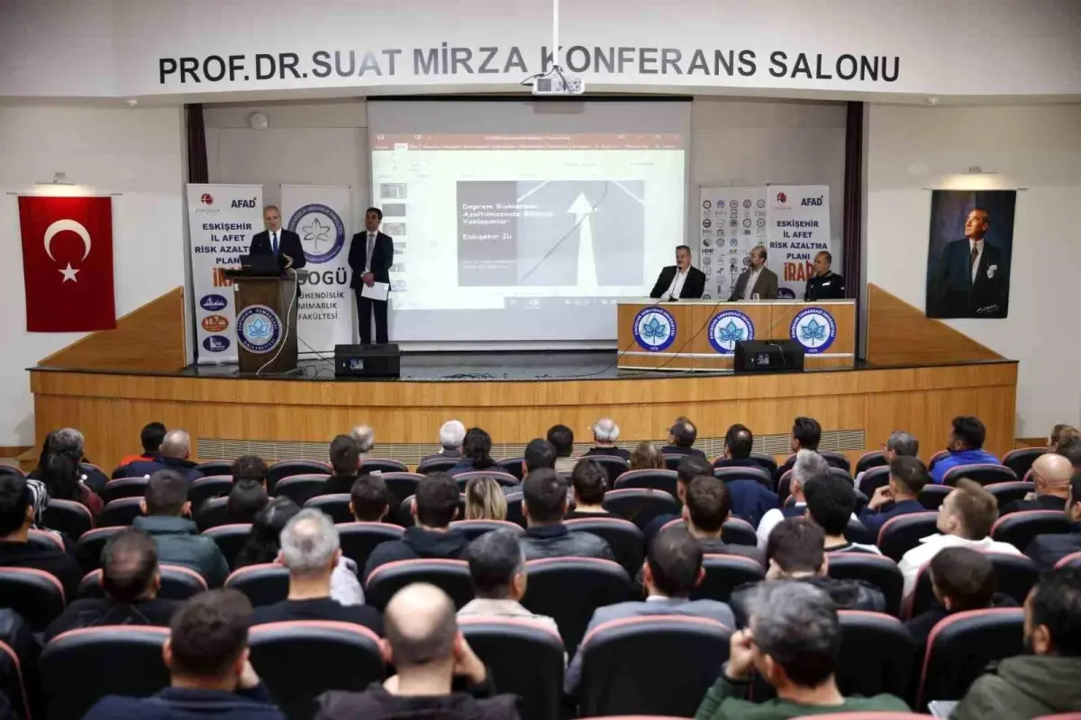 Eskişehir’de Afet Risklerinin Azaltılması Paneli Gerçekleştirildi