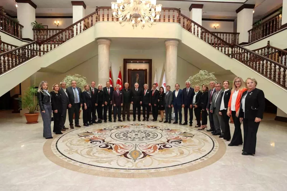 Vali Ayyıldız’dan Muhtarlar Günü Mesajı