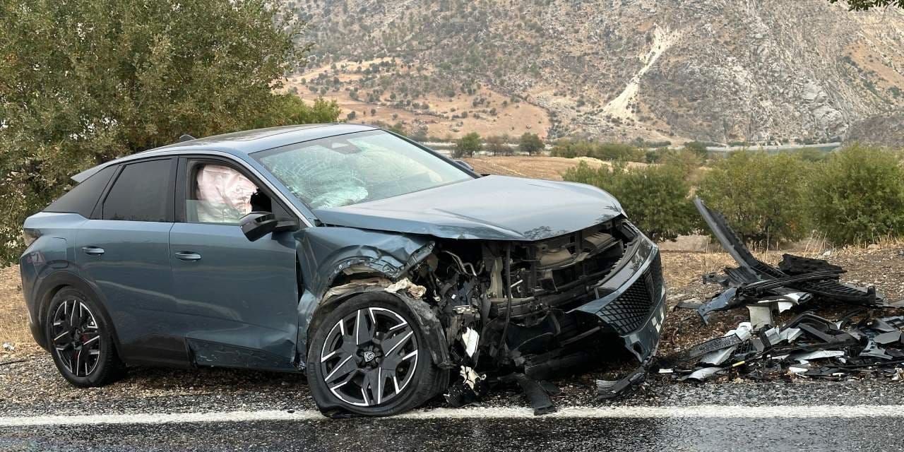 Adıyaman Kahta’da trafik kazası: 9 yaralı