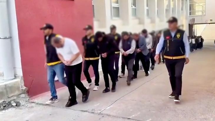 Bakan Yerlikaya duyurdu: 23 ilde ‘nitelikli dolandırıcılık’ operasyonu! 64 şüpheli yakalandı