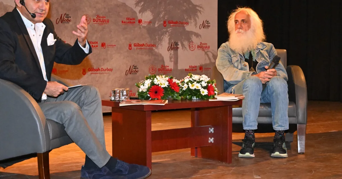 Manisa’da Suavi ile edebiyat ve sanat dolu gece