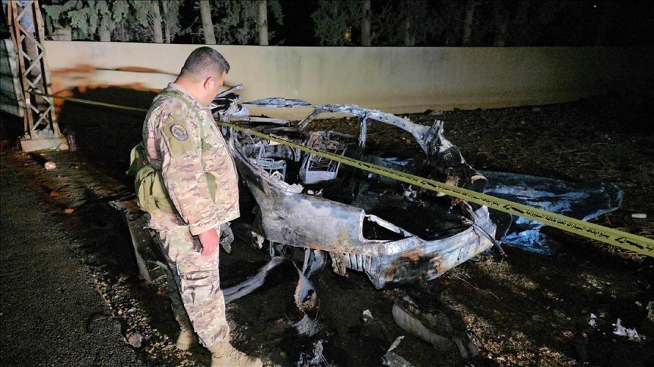 İsrail, ateşkes anlaşmasını yine ihlal etti! Lübnan’da sivil araç bombalandı