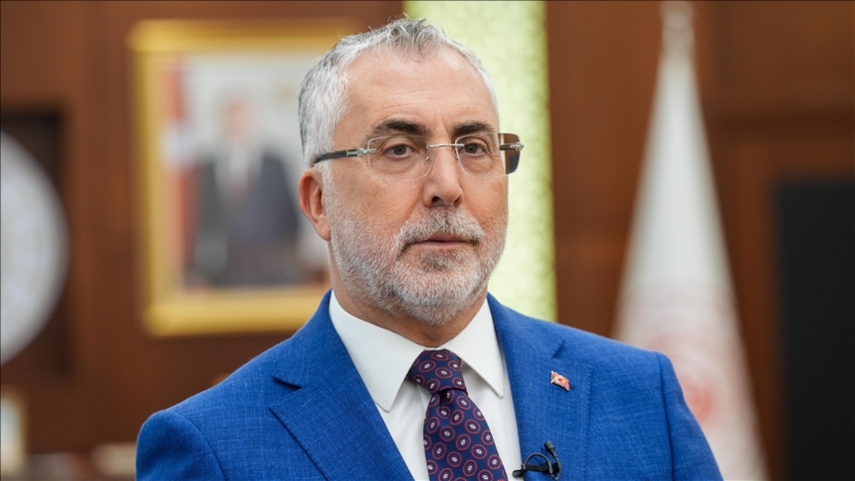 Vedat Işıkhan: Asgari ücret rakamı için çok erken