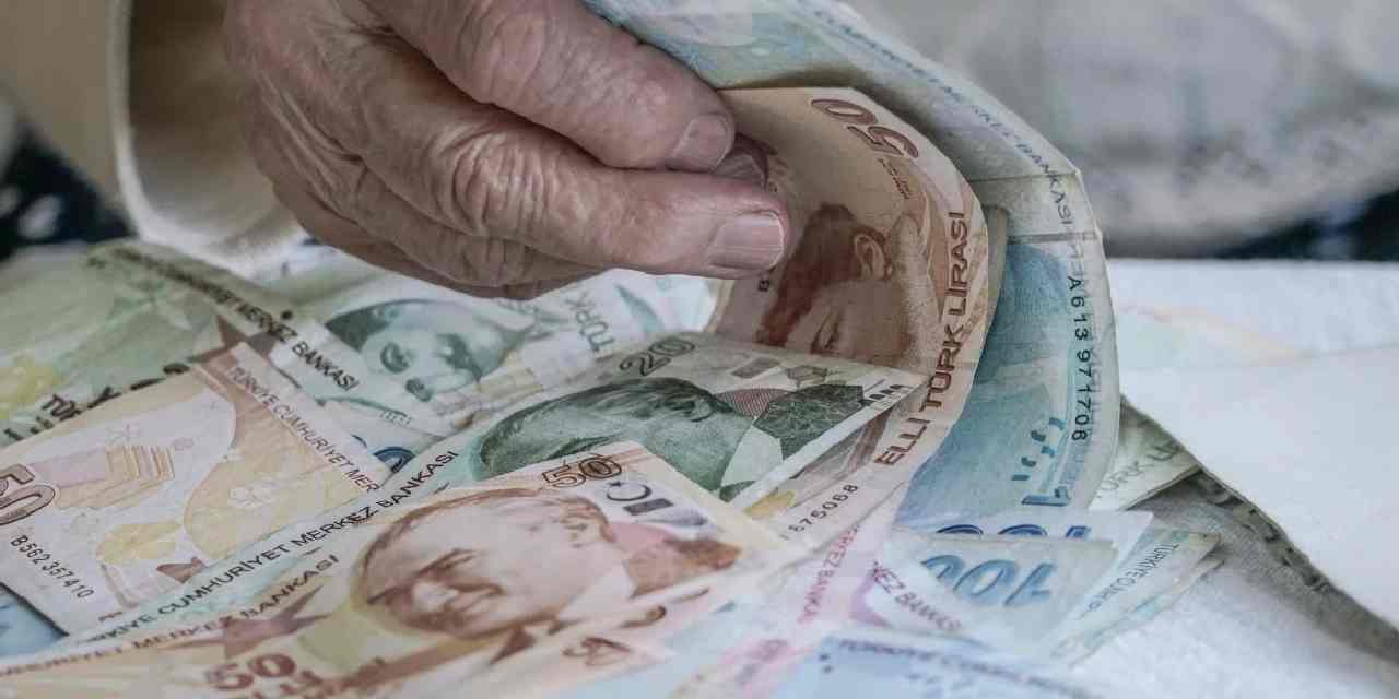 Özgür Erdursun emekli aylığı çıkmazını anlattı çözümü madde madde açıkladı