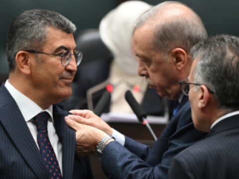 Bir chpli belediye daha mi akpye geciyor XVgxP1VC